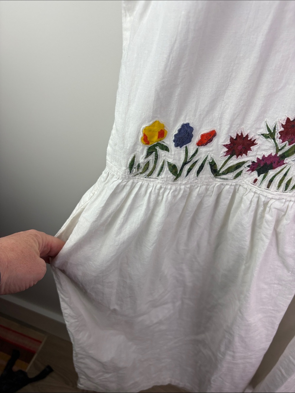 Vintage Jessica 100% cotton White Embroidered Floral Button-Front Midi size M/L - Picture 8 of 10